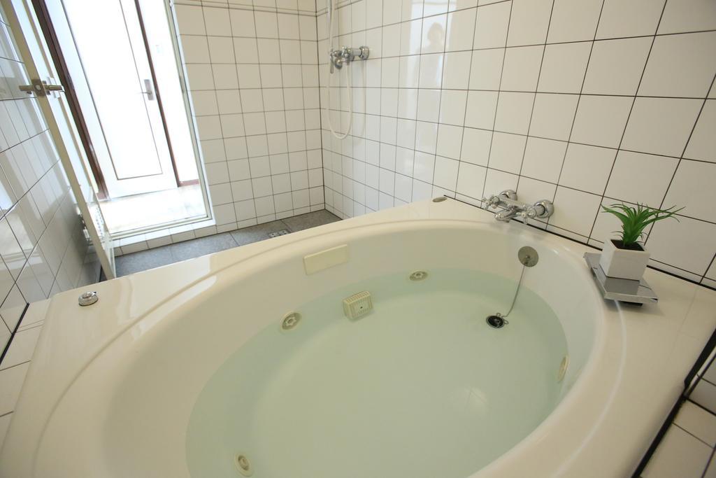 Hotel Tomato Kure Eksteriør billede